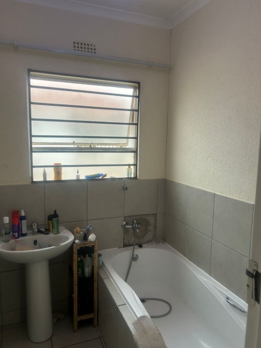 2 Bedroom Property for Sale in Vanderbijlpark CE Gauteng
