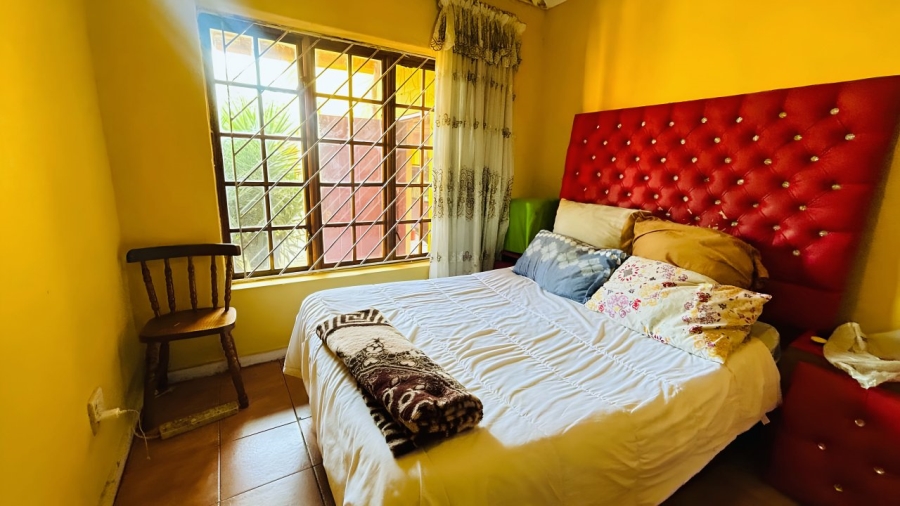  Bedroom Property for Sale in West Park Gauteng