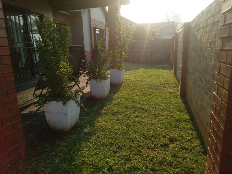3 Bedroom Property for Sale in Equestria Gauteng