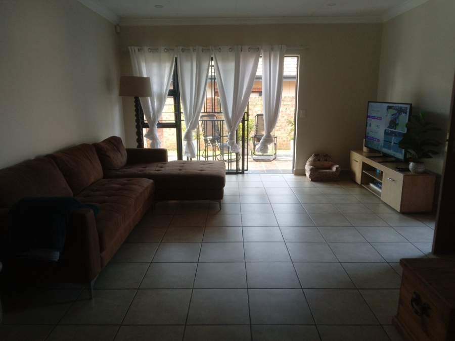3 Bedroom Property for Sale in Equestria Gauteng