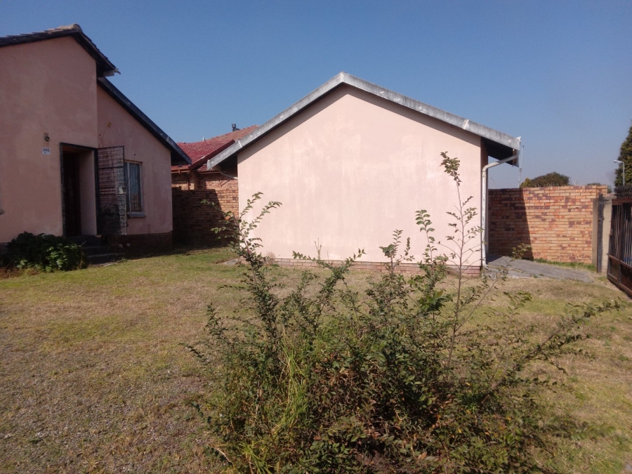 4 Bedroom Property for Sale in Alexandra East Bank Gauteng