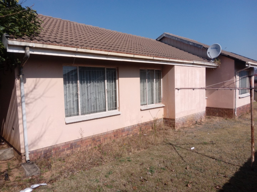 4 Bedroom Property for Sale in Alexandra East Bank Gauteng