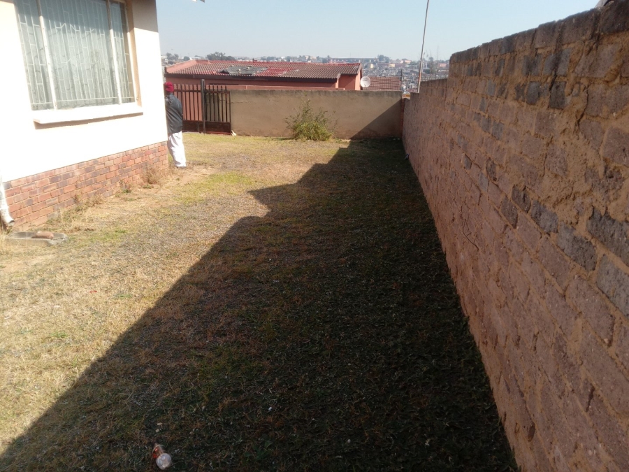 4 Bedroom Property for Sale in Alexandra East Bank Gauteng