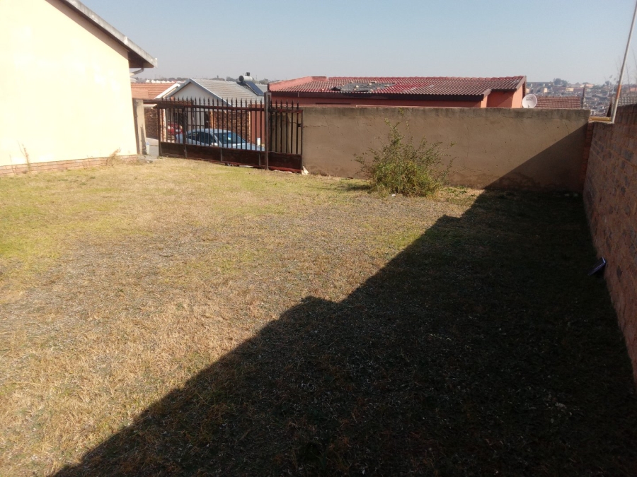 4 Bedroom Property for Sale in Alexandra East Bank Gauteng