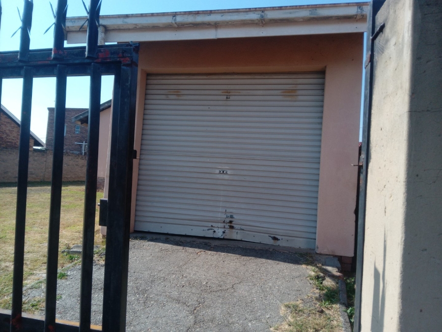 4 Bedroom Property for Sale in Alexandra East Bank Gauteng