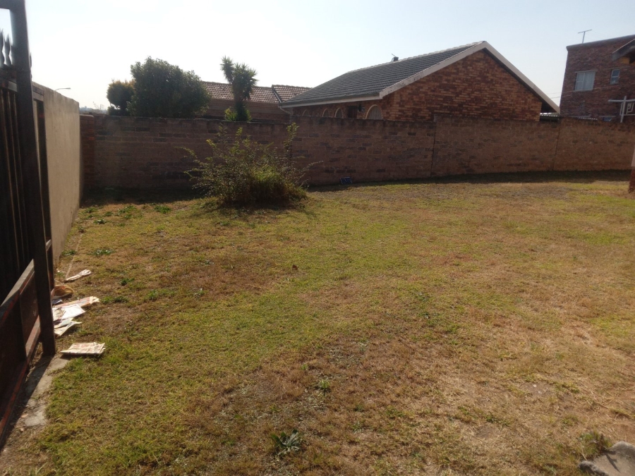 4 Bedroom Property for Sale in Alexandra East Bank Gauteng