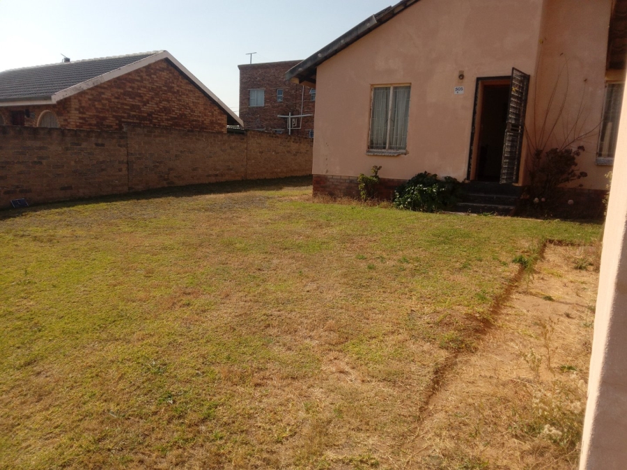 4 Bedroom Property for Sale in Alexandra East Bank Gauteng