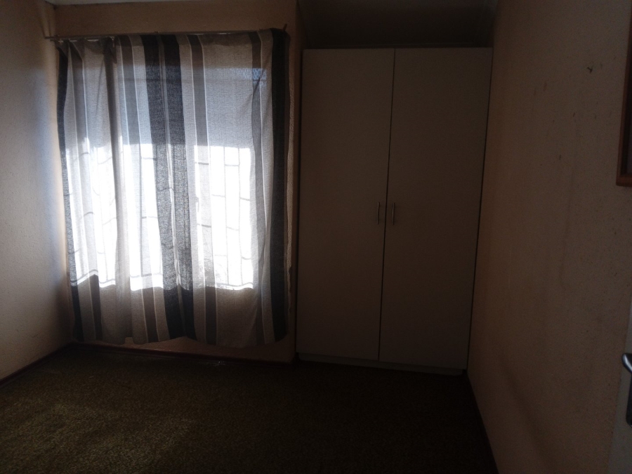 4 Bedroom Property for Sale in Alexandra East Bank Gauteng