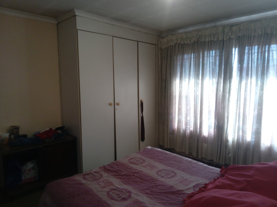 4 Bedroom Property for Sale in Alexandra East Bank Gauteng