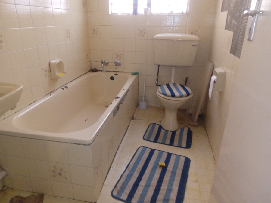 4 Bedroom Property for Sale in Alexandra East Bank Gauteng