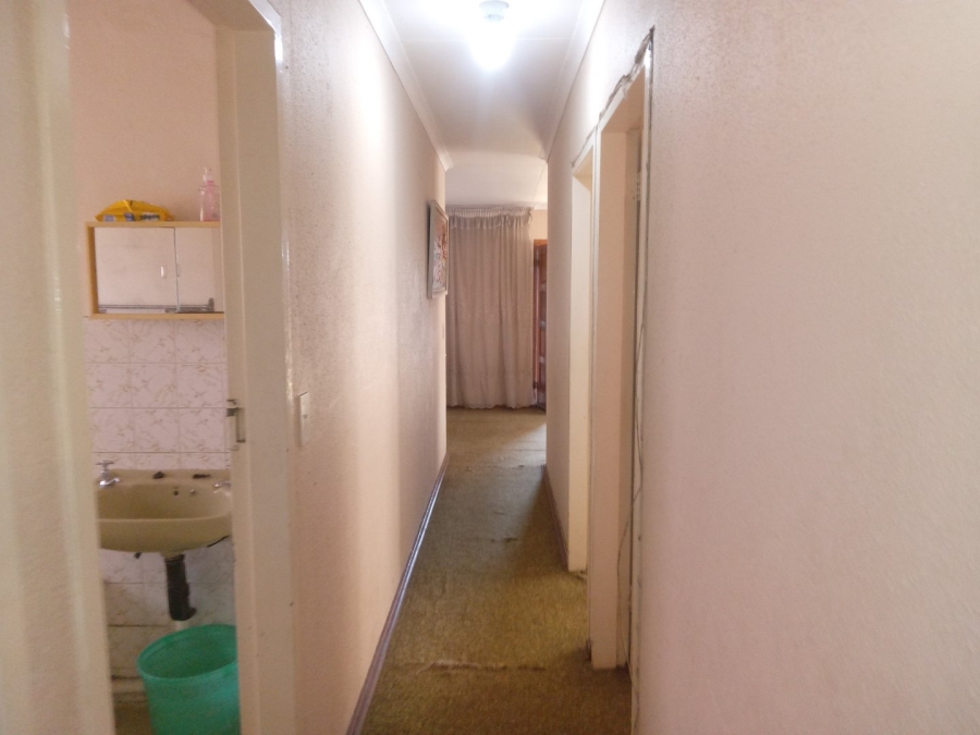 4 Bedroom Property for Sale in Alexandra East Bank Gauteng