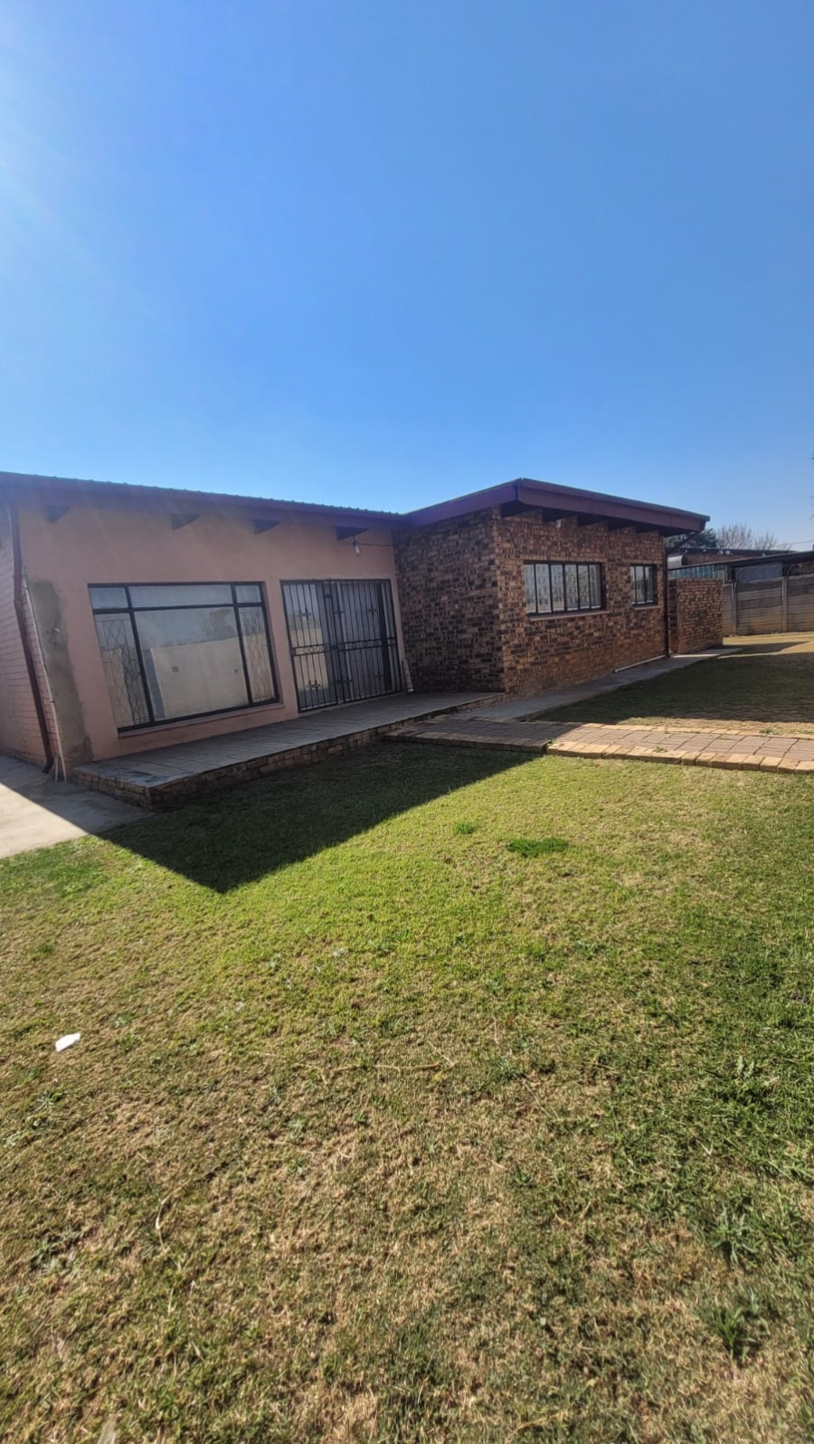4 Bedroom Property for Sale in Jan Niemand Park Gauteng