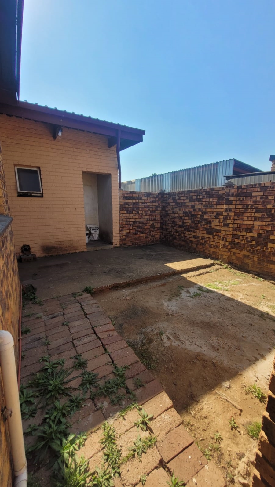 4 Bedroom Property for Sale in Jan Niemand Park Gauteng