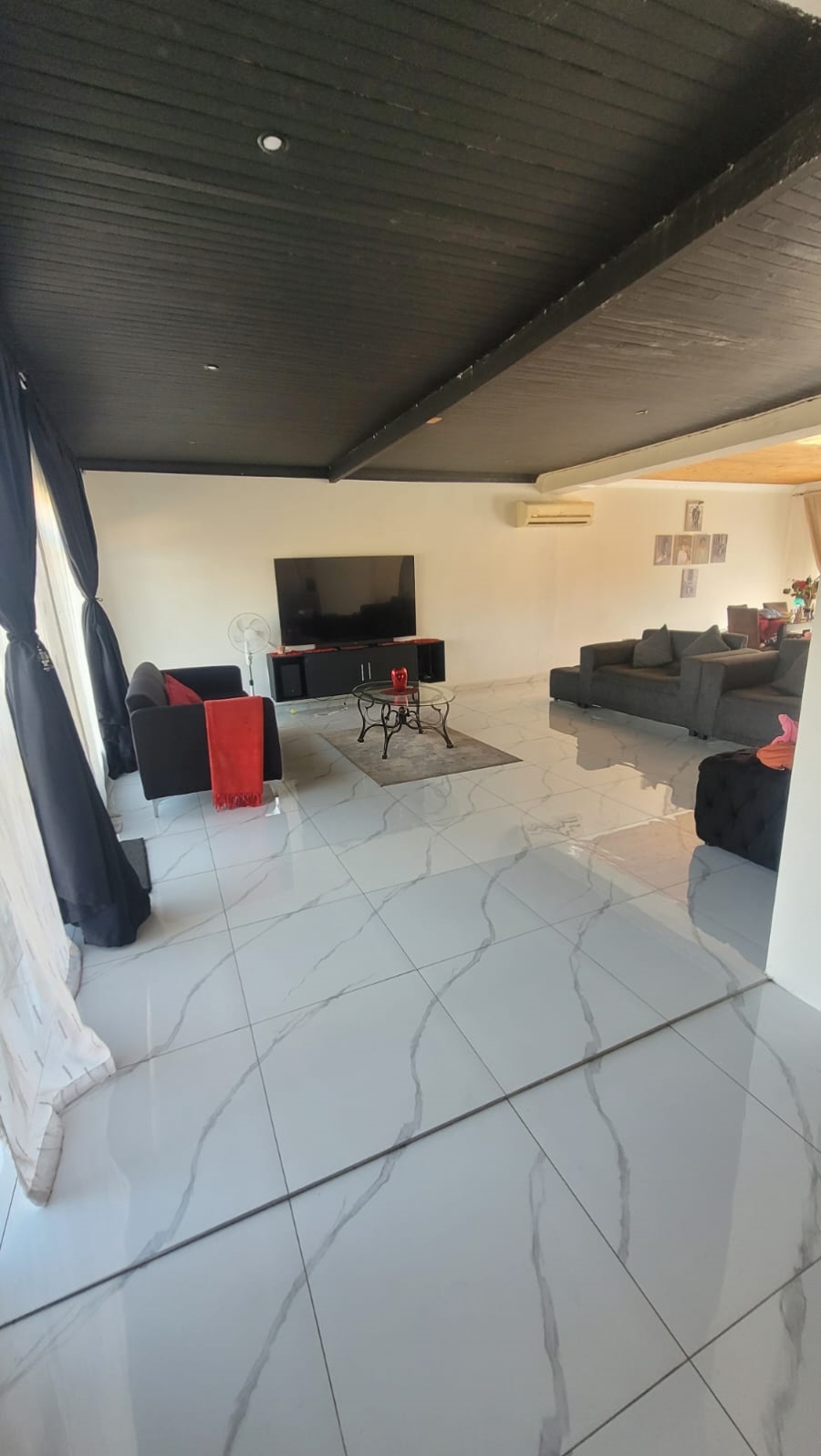 4 Bedroom Property for Sale in Jan Niemand Park Gauteng