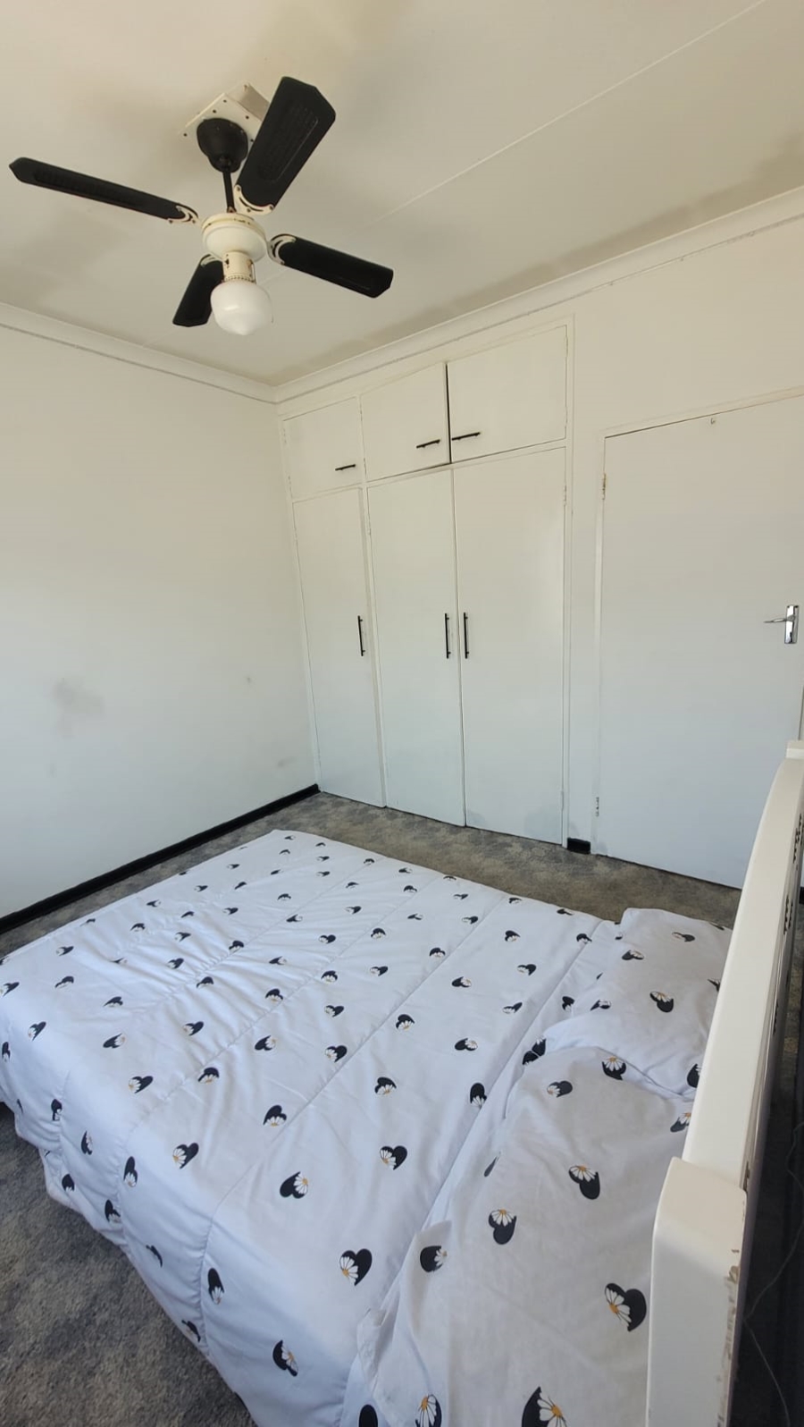 4 Bedroom Property for Sale in Jan Niemand Park Gauteng