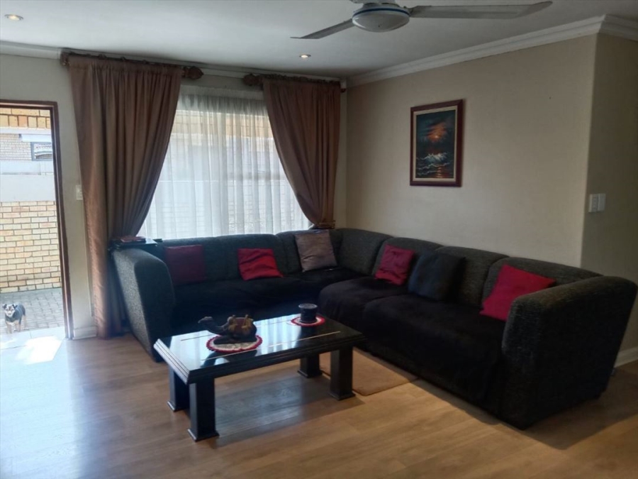 3 Bedroom Property for Sale in Beyers Park Gauteng