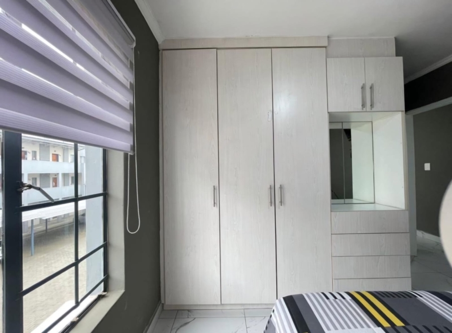2 Bedroom Property for Sale in Noordwyk Gauteng