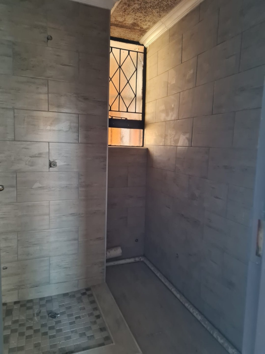To Let 2 Bedroom Property for Rent in Lenasia Ext 1 Gauteng