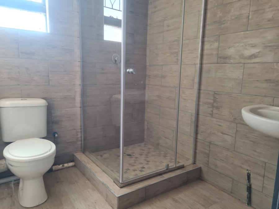 To Let 2 Bedroom Property for Rent in Lenasia Ext 1 Gauteng