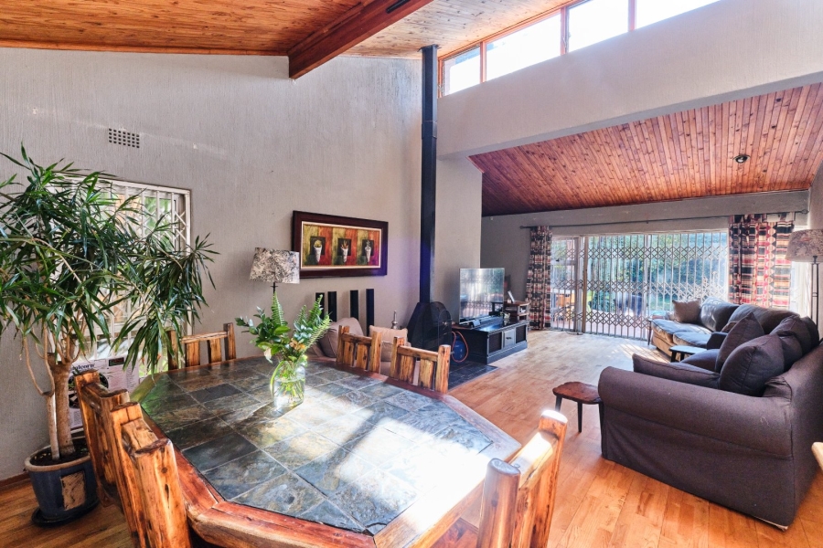 To Let 4 Bedroom Property for Rent in Fairland Gauteng