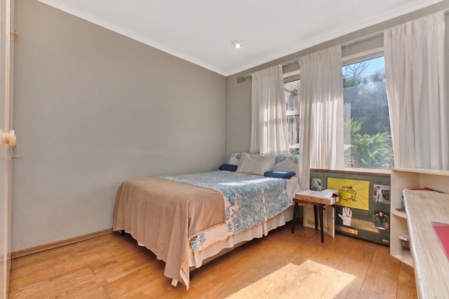 To Let 4 Bedroom Property for Rent in Fairland Gauteng