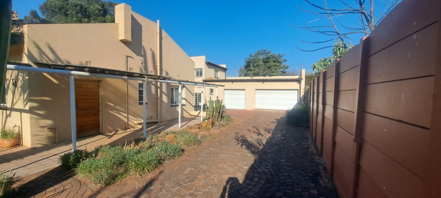 To Let 3 Bedroom Property for Rent in Edenvale Central Gauteng