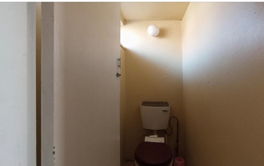 2 Bedroom Property for Sale in Pretoria Gauteng