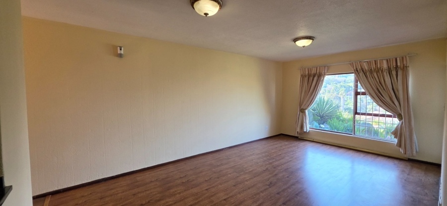 2 Bedroom Property for Sale in Bassonia Gauteng