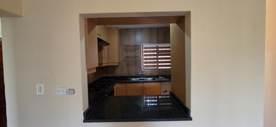 2 Bedroom Property for Sale in Bassonia Gauteng