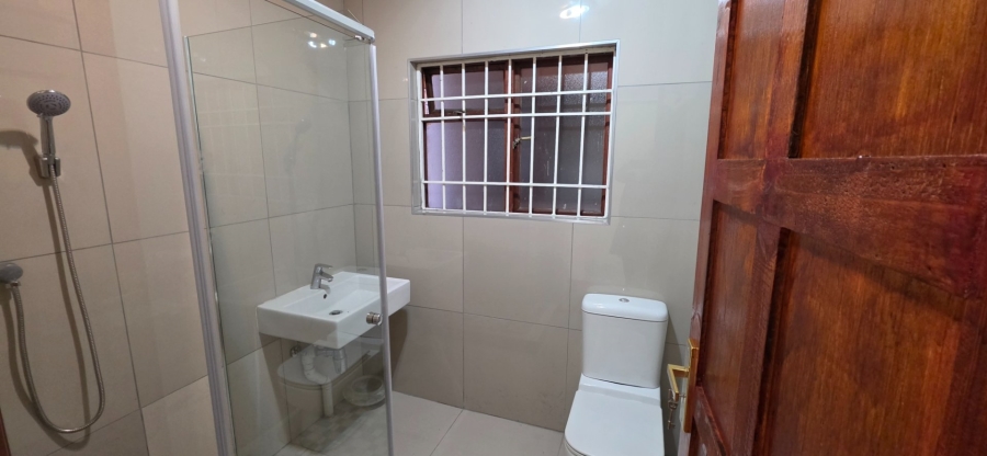 2 Bedroom Property for Sale in Bassonia Gauteng