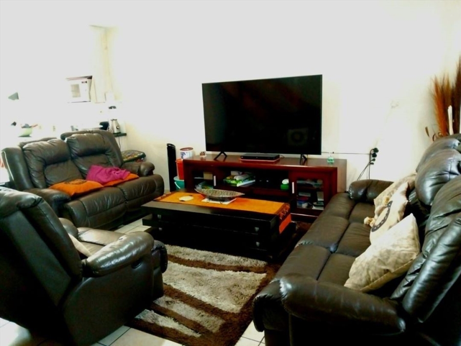 3 Bedroom Property for Sale in Birchleigh North Gauteng