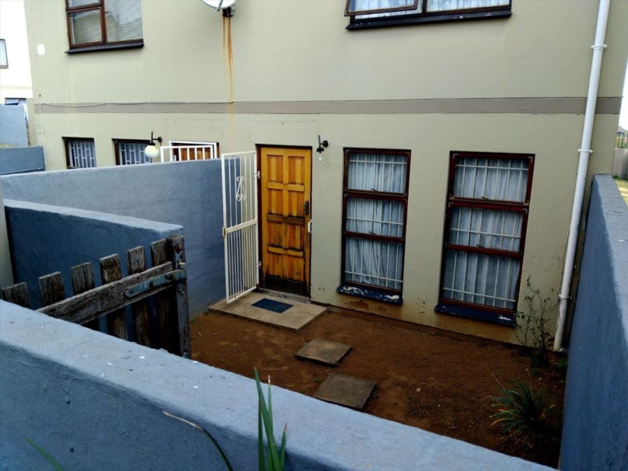 3 Bedroom Property for Sale in Birchleigh North Gauteng