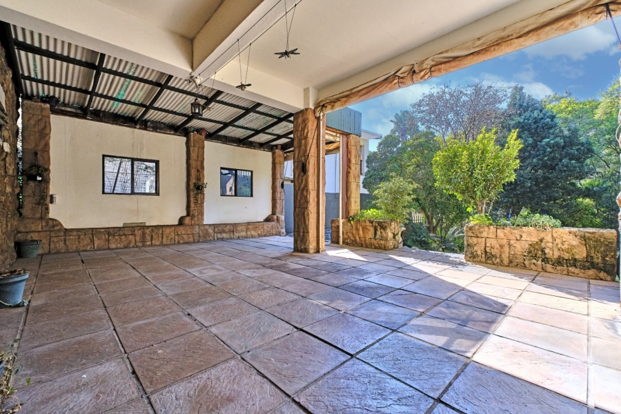 5 Bedroom Property for Sale in Kensington Gauteng
