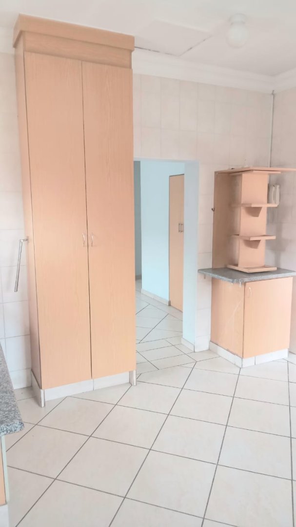 To Let 2 Bedroom Property for Rent in Parktown Estate Gauteng