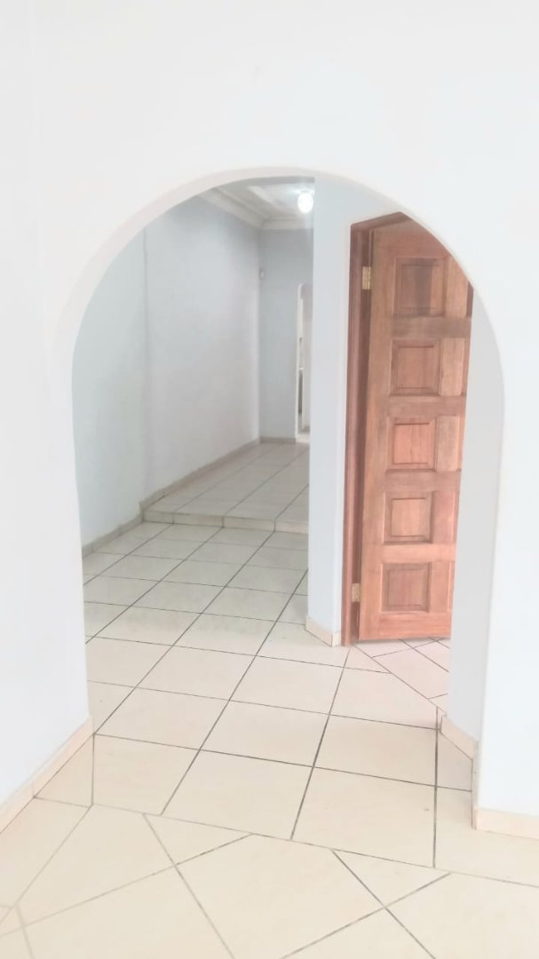 To Let 2 Bedroom Property for Rent in Parktown Estate Gauteng