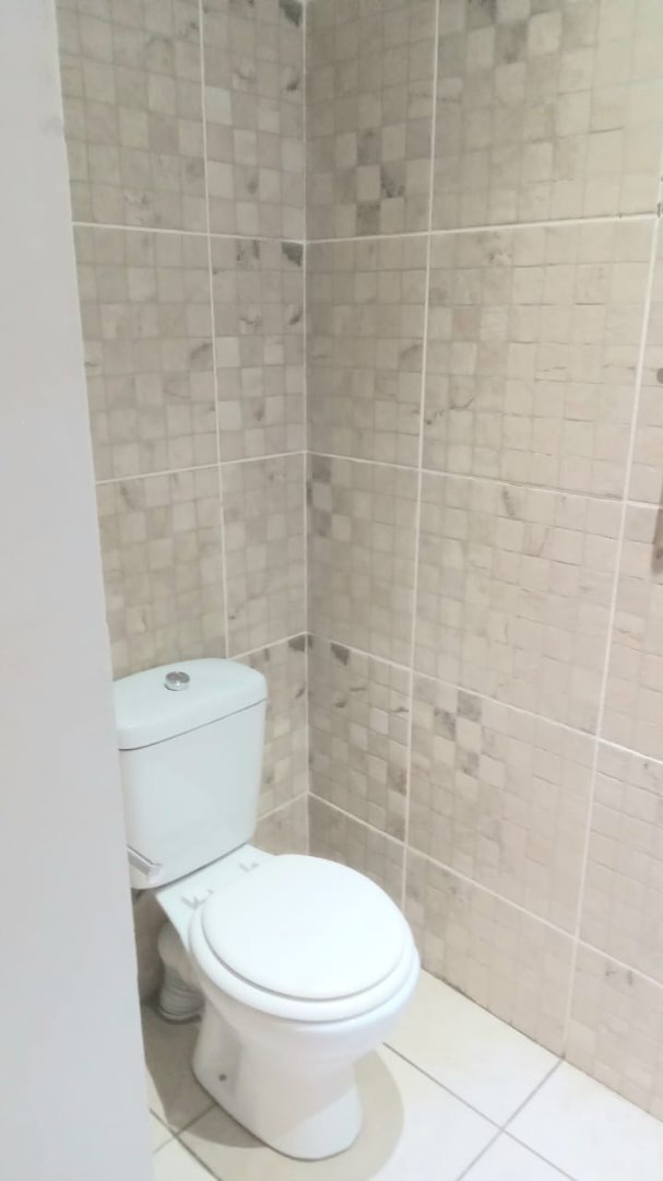 To Let 2 Bedroom Property for Rent in Parktown Estate Gauteng