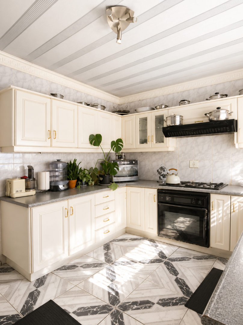 5 Bedroom Property for Sale in Diepkloof Gauteng