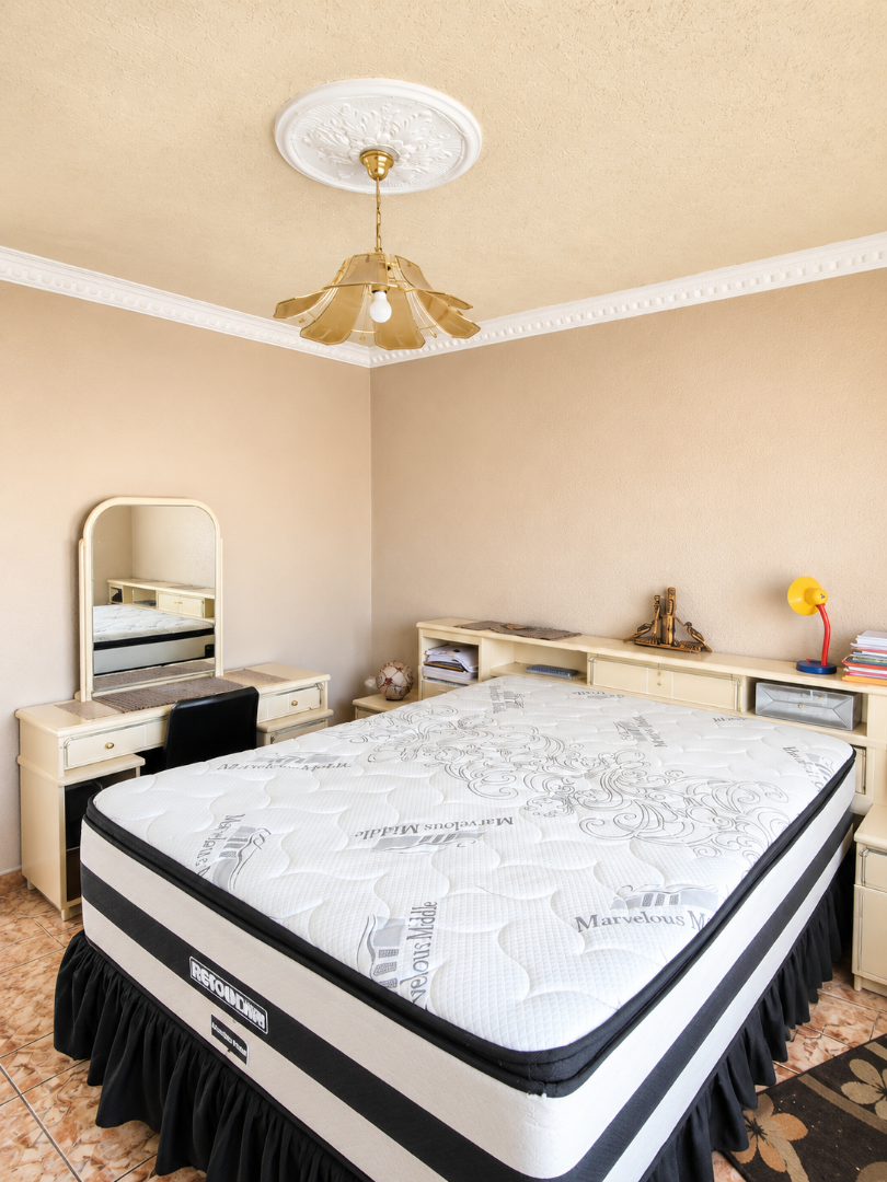 5 Bedroom Property for Sale in Diepkloof Gauteng