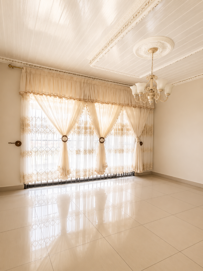 5 Bedroom Property for Sale in Diepkloof Gauteng