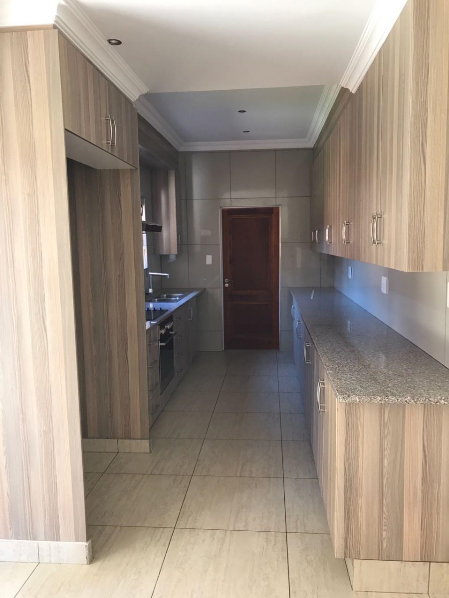 To Let 3 Bedroom Property for Rent in Equestria Gauteng