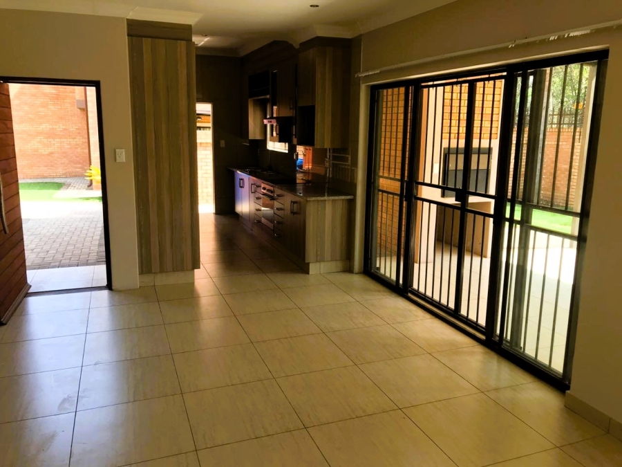 To Let 3 Bedroom Property for Rent in Equestria Gauteng