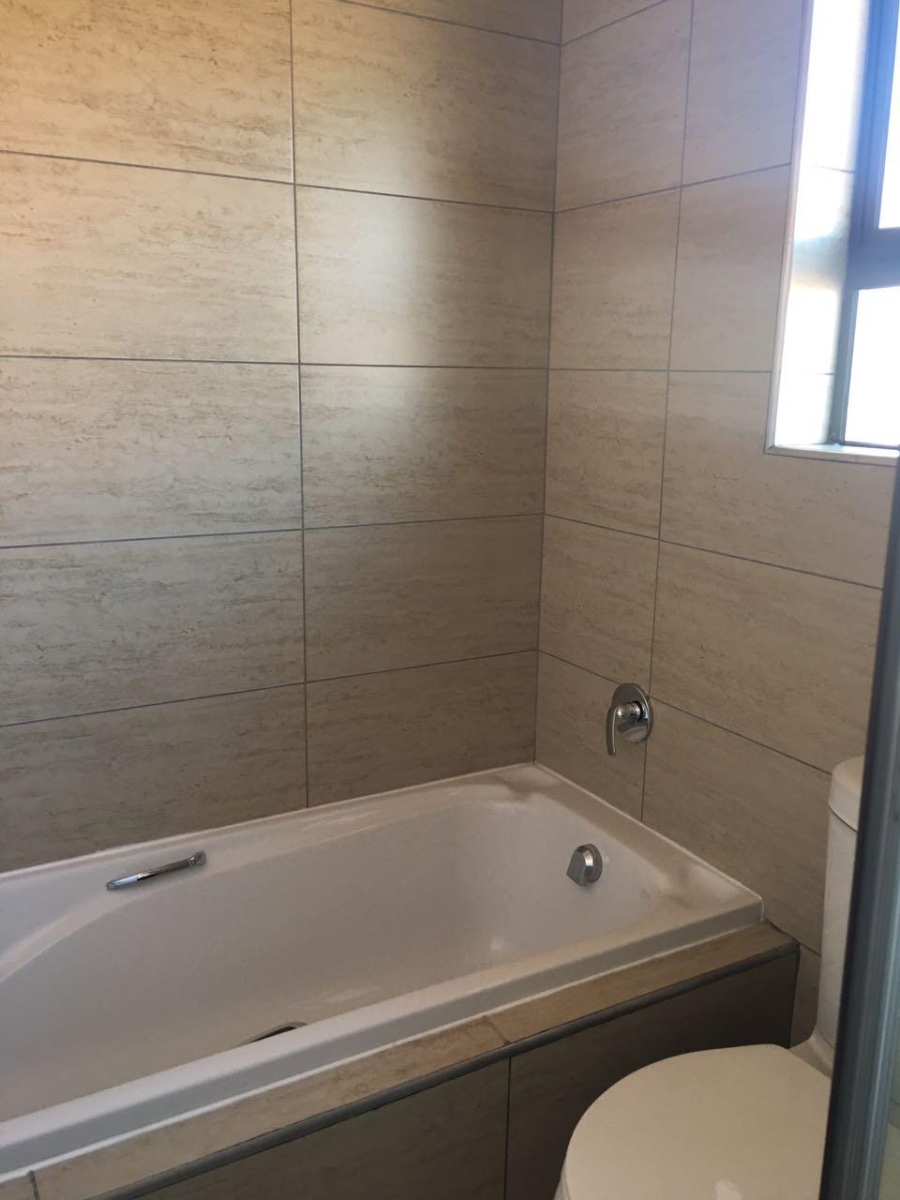 To Let 3 Bedroom Property for Rent in Equestria Gauteng