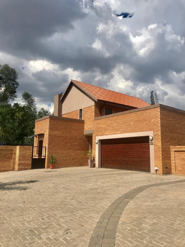 To Let 3 Bedroom Property for Rent in Equestria Gauteng