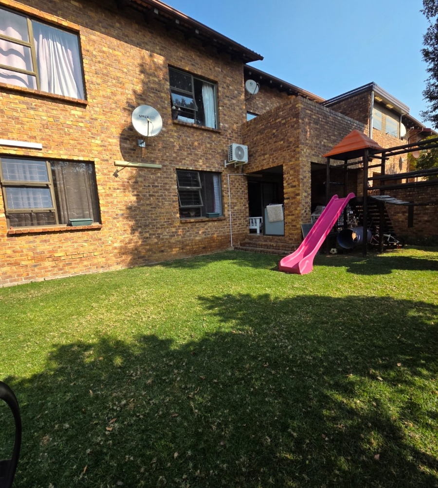 3 Bedroom Property for Sale in North Riding Gauteng