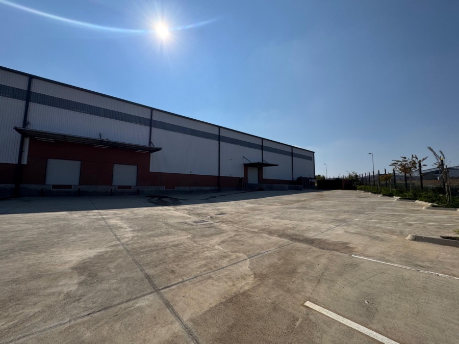 To Let Commercial Property for Rent in Olievenhoutbosch Gauteng