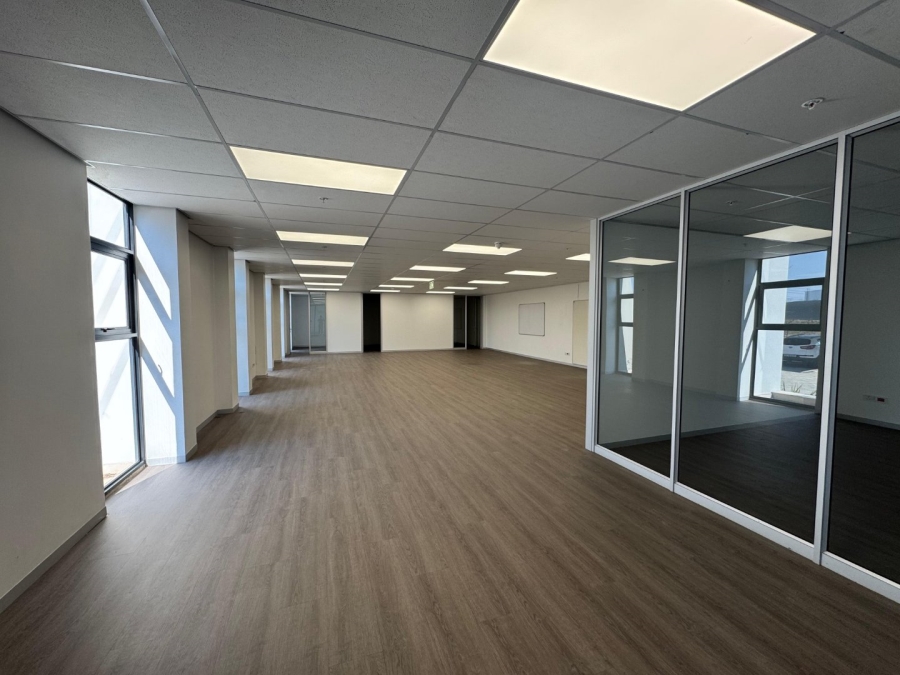 To Let Commercial Property for Rent in Olievenhoutbosch Gauteng