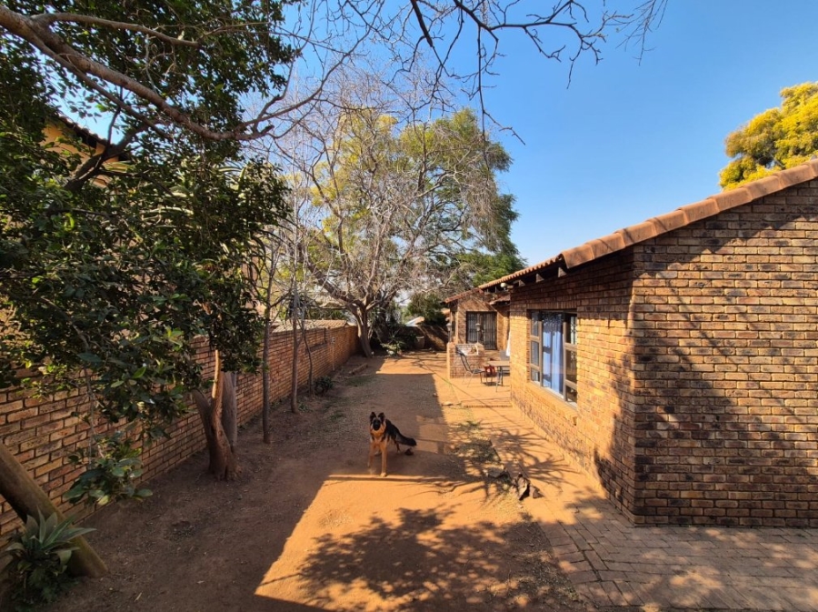 8 Bedroom Property for Sale in Newlands Gauteng