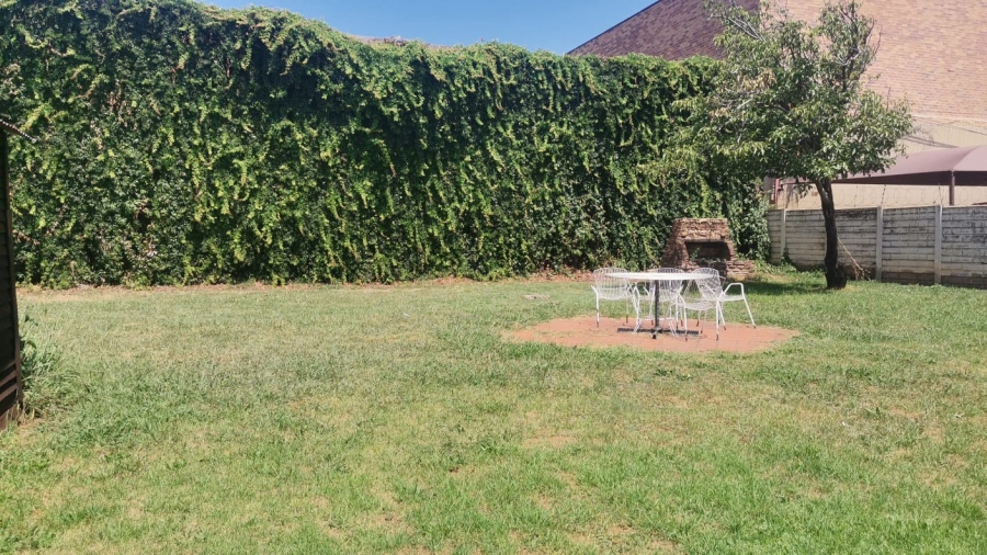 Commercial Property for Sale in New Redruth Gauteng