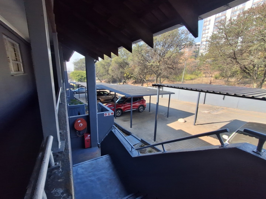 2 Bedroom Property for Sale in La Montagne Gauteng