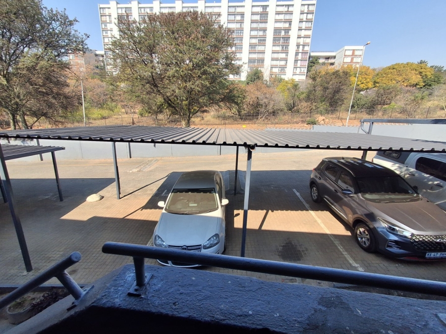 2 Bedroom Property for Sale in La Montagne Gauteng